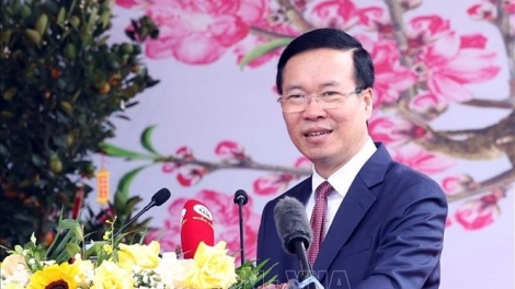 Kơdră chĕp pơgơ̆r Teh đak Võ Văn Thưởng hmach Têt kang ƀô̆, kŏng ang Hơnih tơm chĕp pơgơ̆r Cảnh sát Cơ động