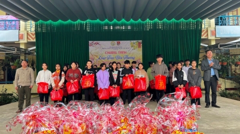 Xa nay bh’rợ “Ha pruốt k’er da dô ting a đhi chô tước vel” đhị chr’hoong Nam Trà My (Quảng Nam)