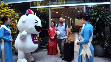 Lấh 400 r’bhâu g’lúh ta mooi pấh lêy chi ớh ooy Đà Nẵng g’lúh Tết Giáp Thìn 2024