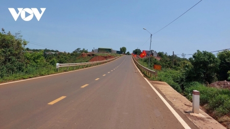 Lăn dap kngư ktưn hưn knhuah gru cách mạng