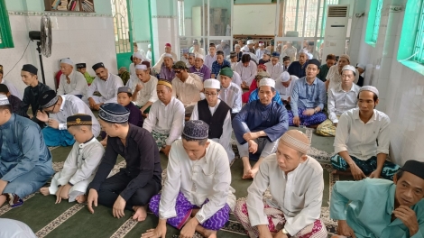 RAMADAN – BILAN EIK DI URANG CAM ISLAM