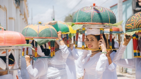 DUAH THAU BAOH PANUAC “PHỤ NỮ" DALAM SAP CAM