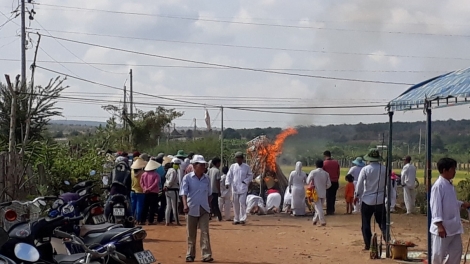 KAN KANDAH, TAVAK TAVAIY TUK NGAK 2 SANG CUH MENUAC MATAI DI BINH THUAN