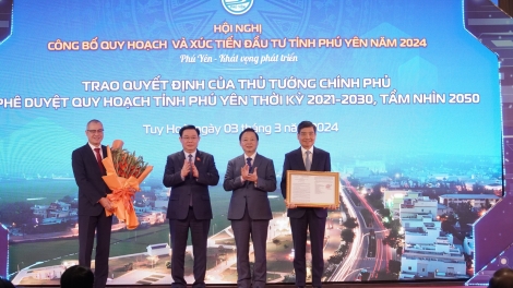 Kăn xiâm hnê ngăn Kuô̆k hô̆i veăng hôp a Rôh hôp tơbleăng Túa pơkâ ƀă mơdêk ‘no lăn cheăng kong pơlê Phú Yên