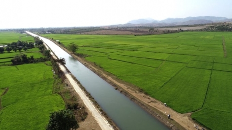 Hrŏ trun rin rơpa mơ̆ng anăn “braih Phú Thiện” 