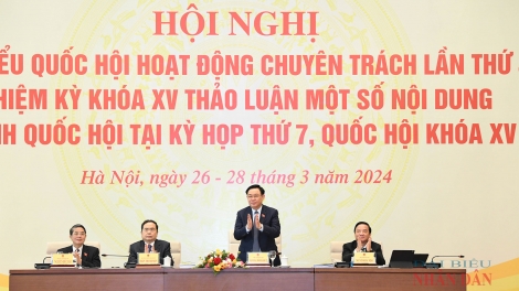 CHỦ TỊCH QUỐC HỘI K’ĐHƠỢNG BHRỢ TƠỢP BHRỢ HỘI NGHỊ ĐẠI BIỂU QUỐC HỘI PA BHRỢ CHUYÊN TRÁCH G’LÚH 5, NHIỆM KỲ KHOÁ 15