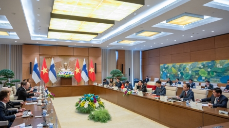 Kruanh Quốc hội Vương Đình Huệ tâm nchră đah Kruanh Quốc hội Phần Lan