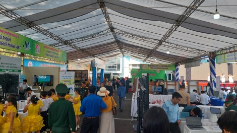 Geh uă bơta niam Ngai sră mờ niam chài sền sră tàm càr Dăk Nông