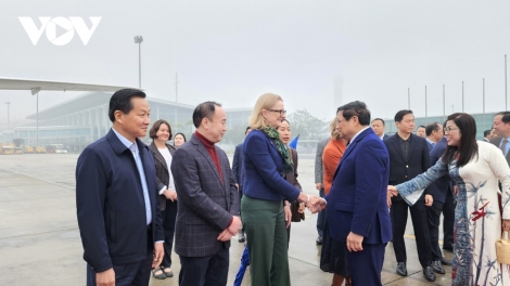 ពត៌មាន ម៉ោង ១៥