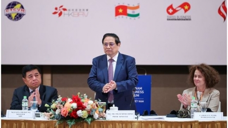 Khua knŭk kna Phạm Minh Chính bi tuôm hŏng êpul êya anôk bruă duh mkra mâo prăk duh bi liê mơ̆ng ala tač êngao lehanăn nao ti Klei bi kƀĭn trông Anôk bruă duh mkra Việt Nam 