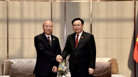 Kơdră chĕp pơgơ̆r Kuô̆k hô̆i pơma dơnuh hăm rim grŭp jang kơ Trung Quốc tơ̆ Vân Nam