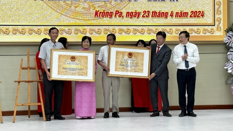 Mđup brei hră bi  mklă anôk kriê pioh hƀuê ênuk ala čar Čư̆ Jŭ - Dliê Ya 