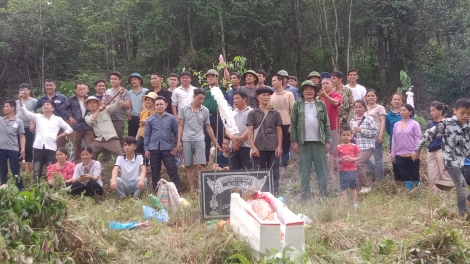 NÈN SLINH MÌNH- TẢO LỴ ĐÂY PJÒI CHỨ ƠN CÚNG CHỎ CÚA CẦN TÀY, NÙNG LẦU