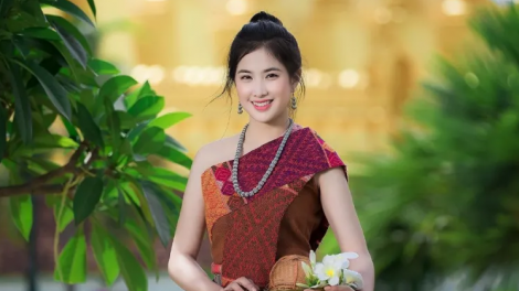 HOA ĐẸP CHĂM PA