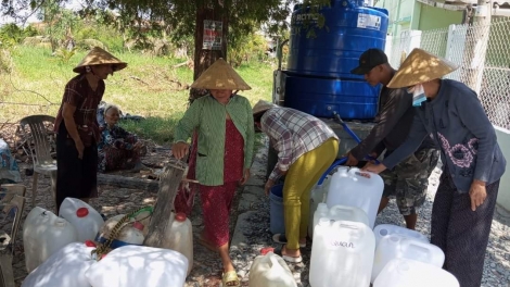 ខេត្ត Tiền Giang នាំយកទឹកសាបទៅជូនប្រជាជនតំបន់ដីកោះ និងប្របសមុទ្រ។