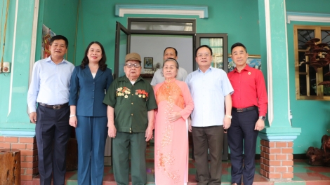 Kơdră teh đak kơplăh dang ei Võ Thị Ánh Xuân năm ngôi, hơpăh tơmam ăn đe linh Điện Biên