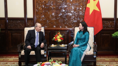     Jâ Võ Thị Ánh Xuân, Teăng Kăn xiâm hnê ngăn tơnêi têa tơdah Kăn teăng mâ kong têa Algeria troh koh hmât pơlâng