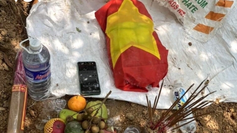 BÌNH ĐỊNH: BƠƠN LÊY BOỌNG TR’ZÊL TR’PENH LÂNG N’HANG LIỆT SĨ 