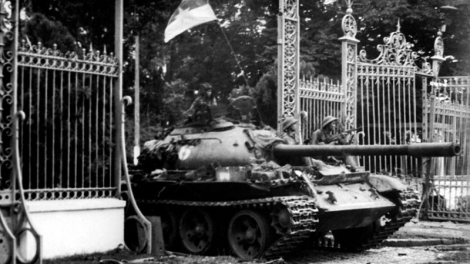 Nơ̆r tơroi đơ̆ng bơngai bơ̆ng pang kơ hnưr hơrih nuih mơng 30/4/1975 