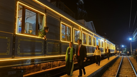 Phŭn pŏk hdră bruă mlam Đà Lạt ti sang ga đưm hĭn ti Việt Nam 