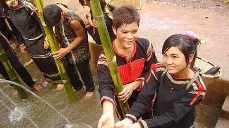 Bơnhàr kòn 