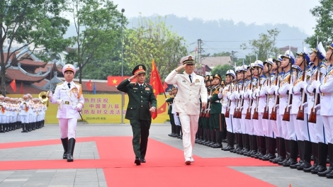 Bơkơtuai giăng mah pơgang guai dêh čar Việt Nam hăng Khač tal 8 