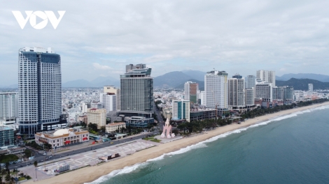 Leh tơbâ 100 hơnăm mơjiâng ƀă mơnhông pơlê kong kơdrâm Nha Trang