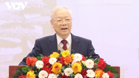 Khua gĭt gai dŭm Đảng, dŭm ala čar hơêč hmưi hruê k’kiêng Khua gĭt gai Đảng Nguyễn Phú Trọng