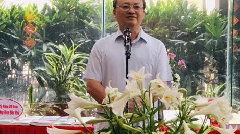 Sang mđung asăp blŭ Việt Nam mphŭn pŏk Knăm rang mdah Hdruôm hră 