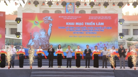 TRIỂN LÃM 70 TA LA TRANH GA MẮC XAY MOON OOY ĐIỆN BIÊN PHỦ