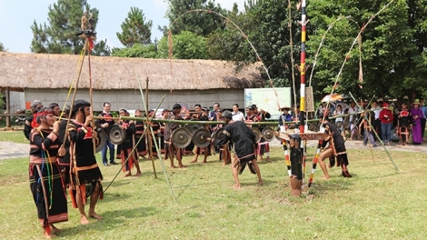 CHẤC NĂL BH’RỢ “TING C’LEH DZUNG ÂNG AVA HỒ”