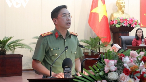 ZƯ LÊY DÂN PHỐ, DÂN PHÒNG: BH’RỢ TR’NÊNG BUÔN VAIH RÂU BHRÊY TĂH, CHÊỆT BIL NĂC TA BHÚCH PR’ĐƯƠI ZOOI BH’RỢ, ZÊN PRẶ CHROÓT ĐOỌNG DZỢ M’BỨI