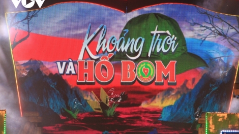 XA NAY BH’RỢ “KHOẢNG TRỜI VÀ HỐ BOM” PA CĂH MUY CR’CHĂL BHRỢ C’LÂNG TRƯỜNG SƠN LƯỚT TRÔÔNG DẤC K’TIẾC K’RUUNG