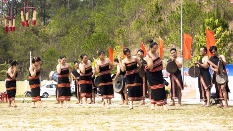 Kon Tum: Khai mạc Ngày hội văn hóa, thể thao các dân tộc huyện Đăk Glei