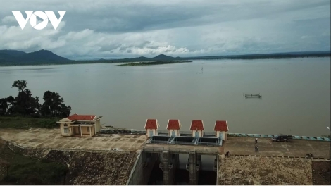  Tây Nguyên kro khar: M’hâm ƀư gay yan wai jêng yan kro êr   Nău nchih 2: Dăp rgum mô rjăp, ntuh kơl mô tŏng, nău mĭn ơm, duh phang mô dơi lôch