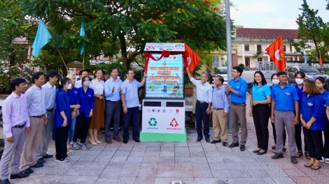 PR’CHẤC P’NIÊN A LƯỚI PA ZƯM TÊY PA XIÊR N’NOH NHỰA