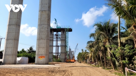 គម្រោងស្ពាន Rạch Miễu 2 ពុះពារភ្លៀងខ្យល់ បង្កើនវឌ្ឍនភាពពេលដោះស្រាយផលប៉ះពាល់រួច។