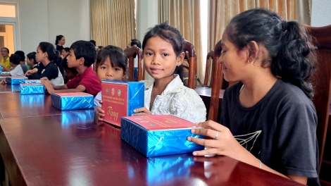 Cau ling yau pà 200 rbô pang sră cih ai kơnòm bơsram rƀah tàm càr Dăk Lăk in