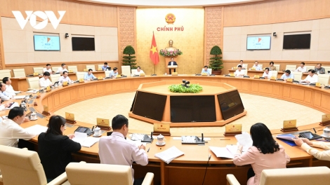 Pôa Phạm Minh Chính, Ngế pro xiâm hnê ngăn tơnêi têa pơkuâ po rôh hôp Chin phuh ‘na mơjiâng luât khế 6/2024