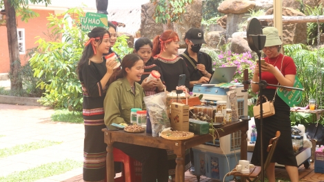 Lu sang bruă sĭ mơdrô Dak Lak pơtrut sĭ gơnam amăng plang điện tử