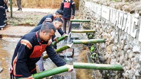 Dŭm klei čih: Lar bra bruă ngă jăk, brei kơ pô mkăn ăt jing djă pioh kơ pô
