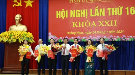 CHỦ TỊCH UBND QUẢNG NAM LALĂM A HAY BHRỢ BÍ THƯ ĐẢNG ĐOÀN ỦY BAN MTTQ VIỆT NAM TỈNH