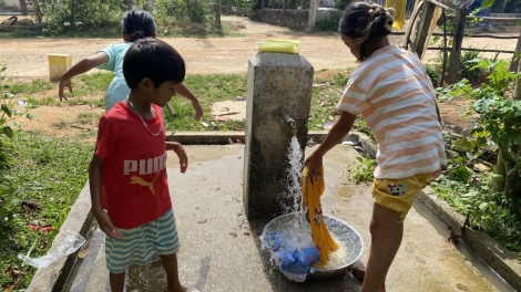 PA DƯR PR’LOỌNG ĐHANUÔR K’COONG CH’NGAI VÁIH ĐÁC ĐƯƠI DUA