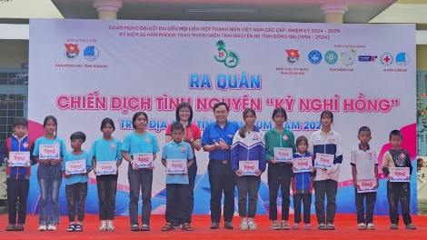 Cau kơnòm să càr Kon Tum mờ càr Đồng Nai ai cau lơh broă lơh dong kờl is “Dơ̆ ơm rơlô dum phồng"