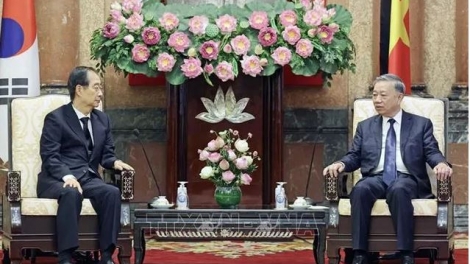 Khua lăn čar Tô Lâm drông dŭm êpul ala tač êngao hriê čang ênuh Khua gĭt gai Đảng Nguyễn Phú Trọng 