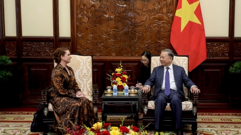 Kruanh dak Tô Lâm wơt Đại sứ New Zealand ta Việt Nam