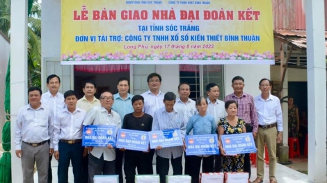 Sóc Trăng ពង្រីកប្រសិទ្ធភាពមូលនិធិដើម្បីអ្នកក្រក្នុងការសាងសង់ផ្ទះជូនគ្រួសារក្រីក្រ។