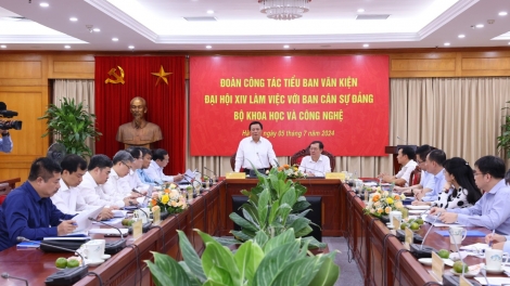 Mpồl lơh sră nggal Pơrjum dờng XIV lơh broă mờ Mpồl duh broă Đảng Ƀộ Khoa họk mờ Kông nghệ