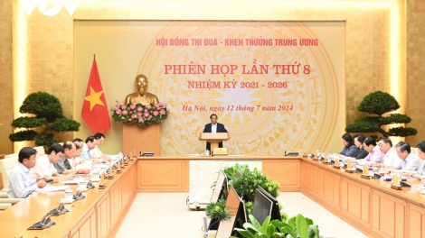 Thủ tướng Phạm Minh Chính pơgơ̆r tơdrong hop akŏm Jơnŭm pơlong pôk hơpah Trung ương 