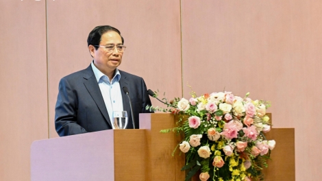 THỦ TƯỚNG K’ĐHƠỢNG BHRỢ HỘI NGHỊ XAY BHRỢ BƠR PÊÊ LUẬT, NGHỊ QUYẾT ÂNG QUỐC HỘI KHOÁ 15